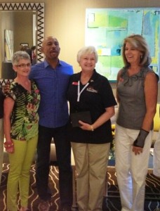 Karen Shelton, Montel, Andrea Lawrence (with award presented by Montel) and Susan France